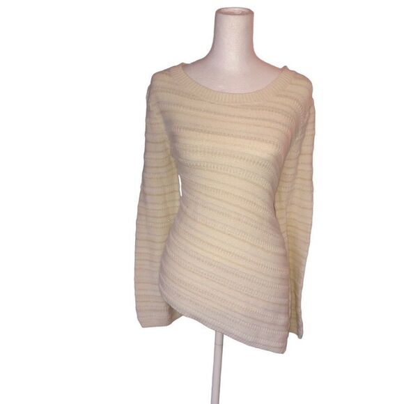 Wrangler Hey symmetrical cream, long sleeve sweater size medium - Picture 1 of 3